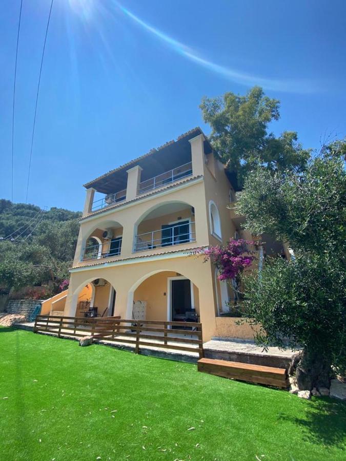 Silent Bay Apartments Katávolos 外观 照片