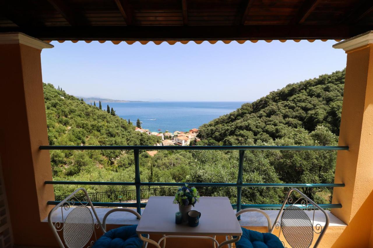 Silent Bay Apartments Katávolos 外观 照片