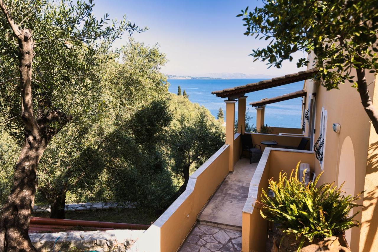 Silent Bay Apartments Katávolos 外观 照片