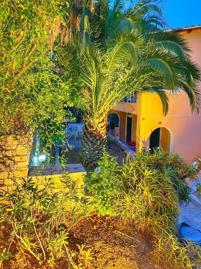 Silent Bay Apartments Katávolos 外观 照片