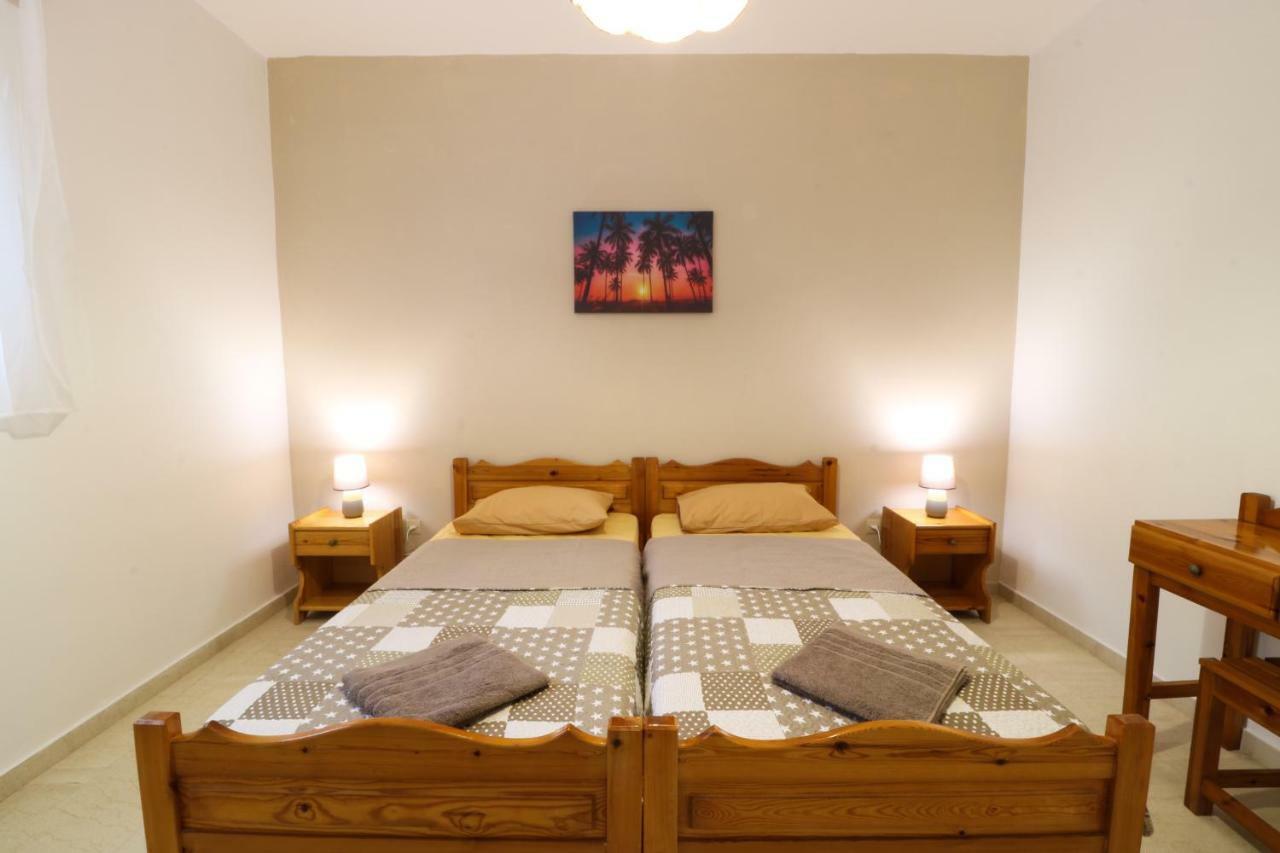 Silent Bay Apartments Katávolos 外观 照片
